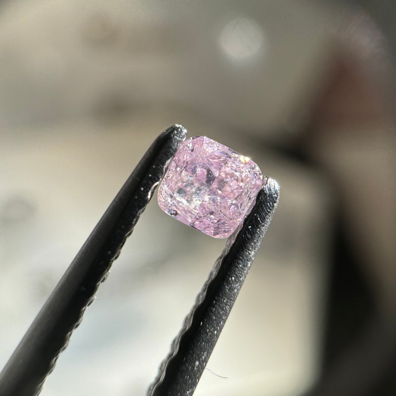 天然無証紫粉鑽0.15ct 2.61x2.69x1.54mm