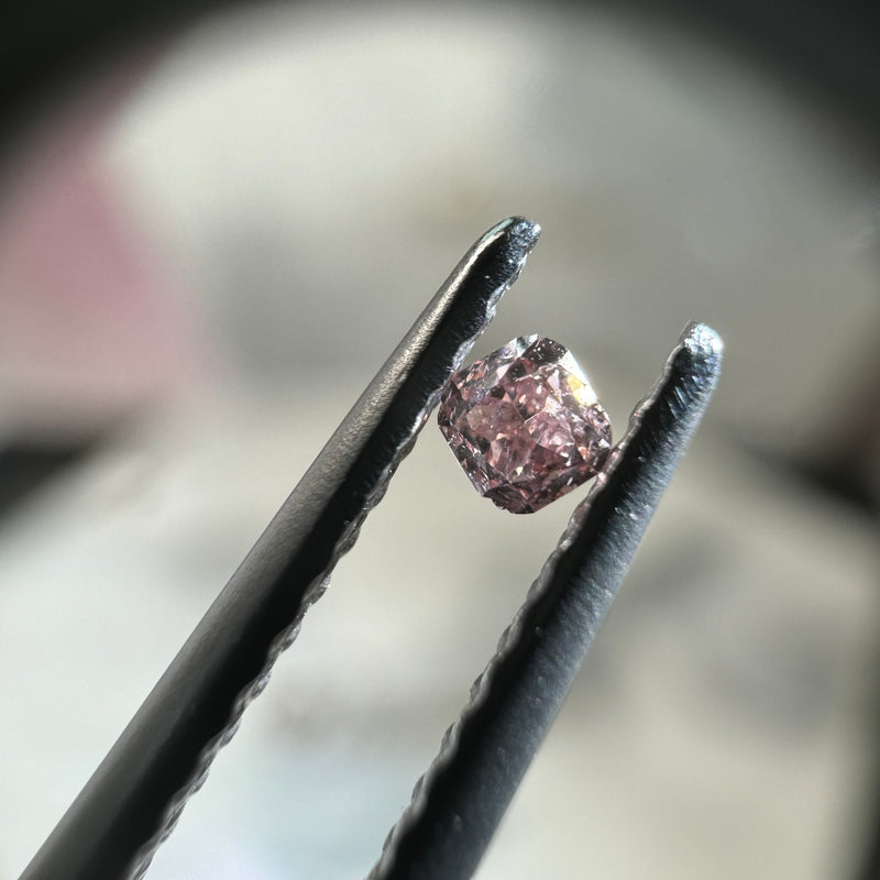 天然無証粉紫鑽0.07ct 2.27x2.15x1.8mm