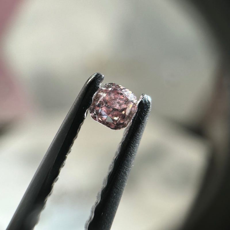 天然無証粉紫鑽0.07ct 2.27x2.15x1.8mm