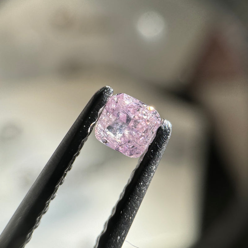 天然無証紫粉鑽0.15ct 2.61x2.69x1.54mm