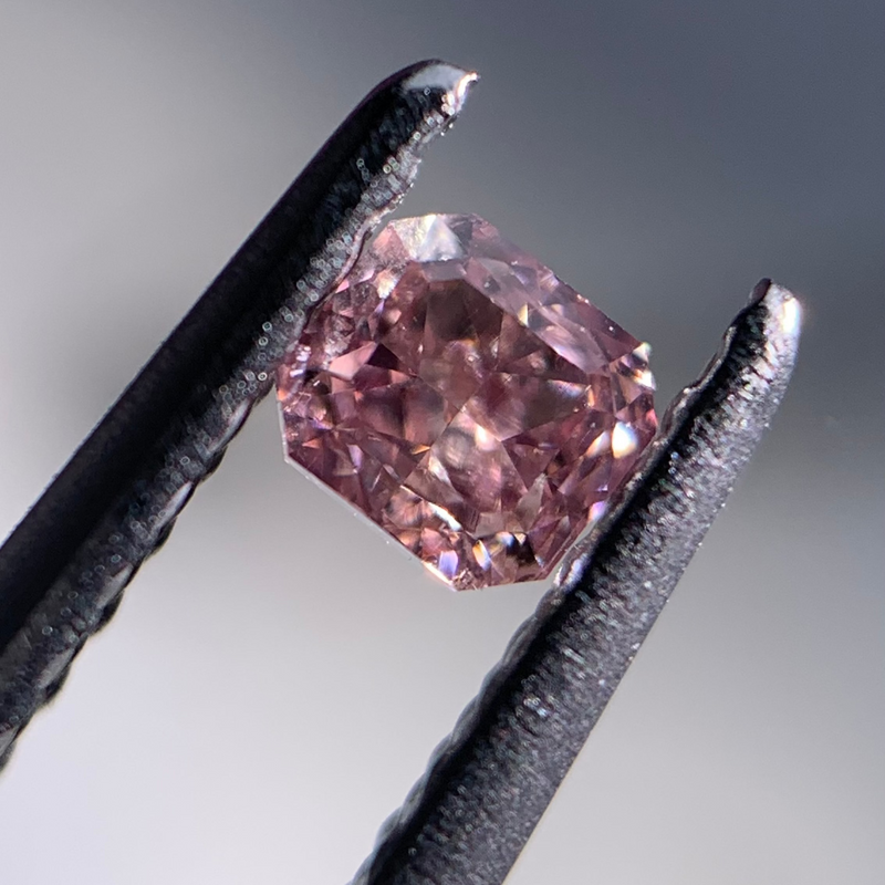 天然無證粉鑽0.20ct 3.1x2.81x2.21mm