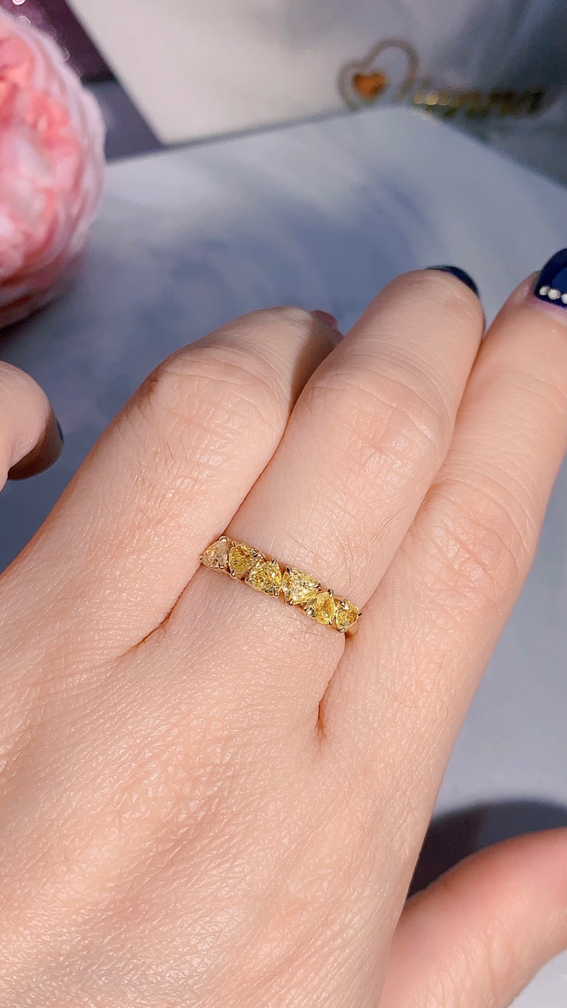 18K黃金天然心型黃鑽戒指
